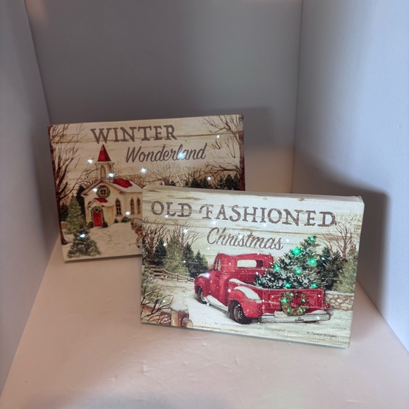 Red and Green Vintage Holiday‎ Decor Signs - Picture 1 of 6